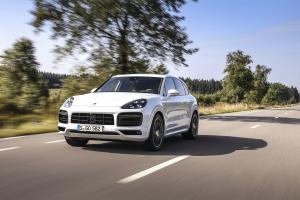 Porsche Cayenne Turbo S E-Hybrid 2019 года